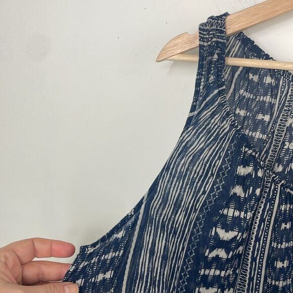 Eddie Bauer Blue and White Geometric Patterned Sleeveless Top size T2XL - Picture 4 of 13